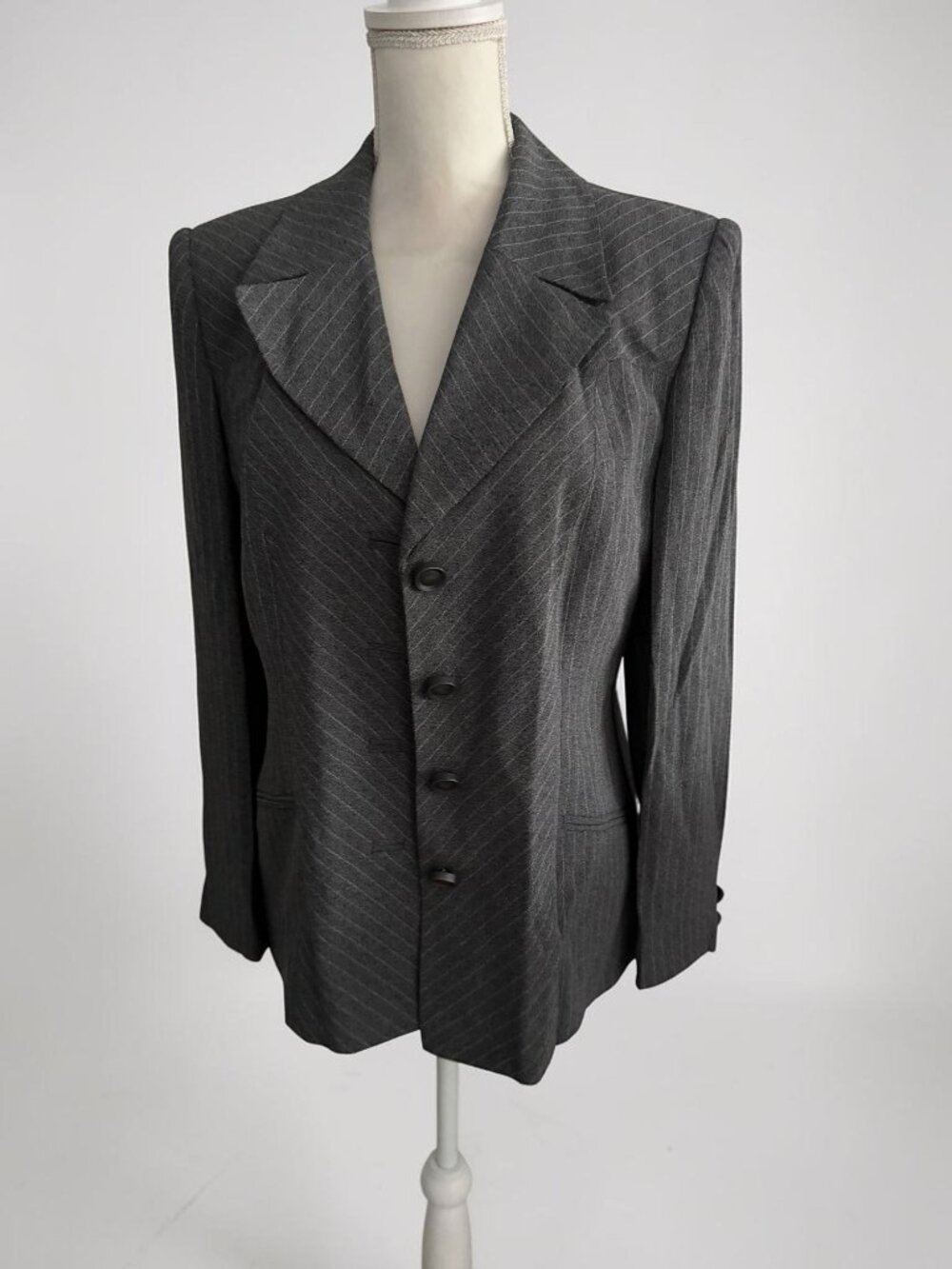 ALBERTO MAKALI Vintage Gray Pinstriped Blazer Jacket Size 12